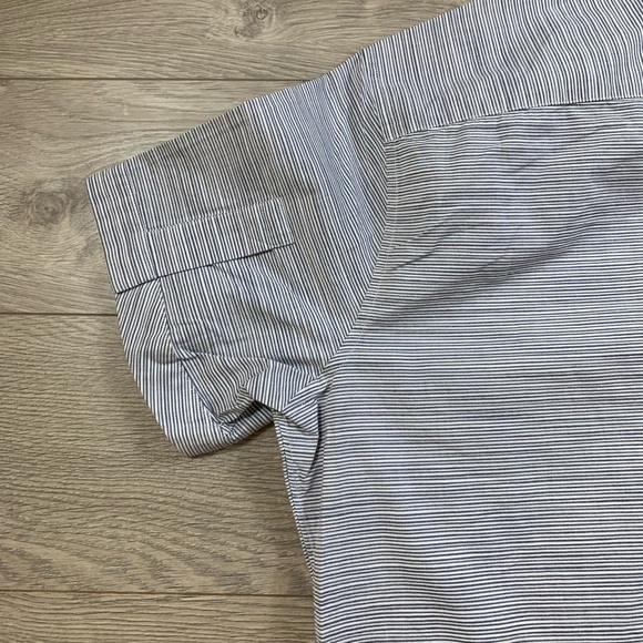 Theory Coppolo Drott Button Front Short Sleeve Shirt - Picture 7 of 9